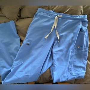 Figs scrub pants Sz M/T (2)
